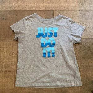 Girls NIKE Tee
